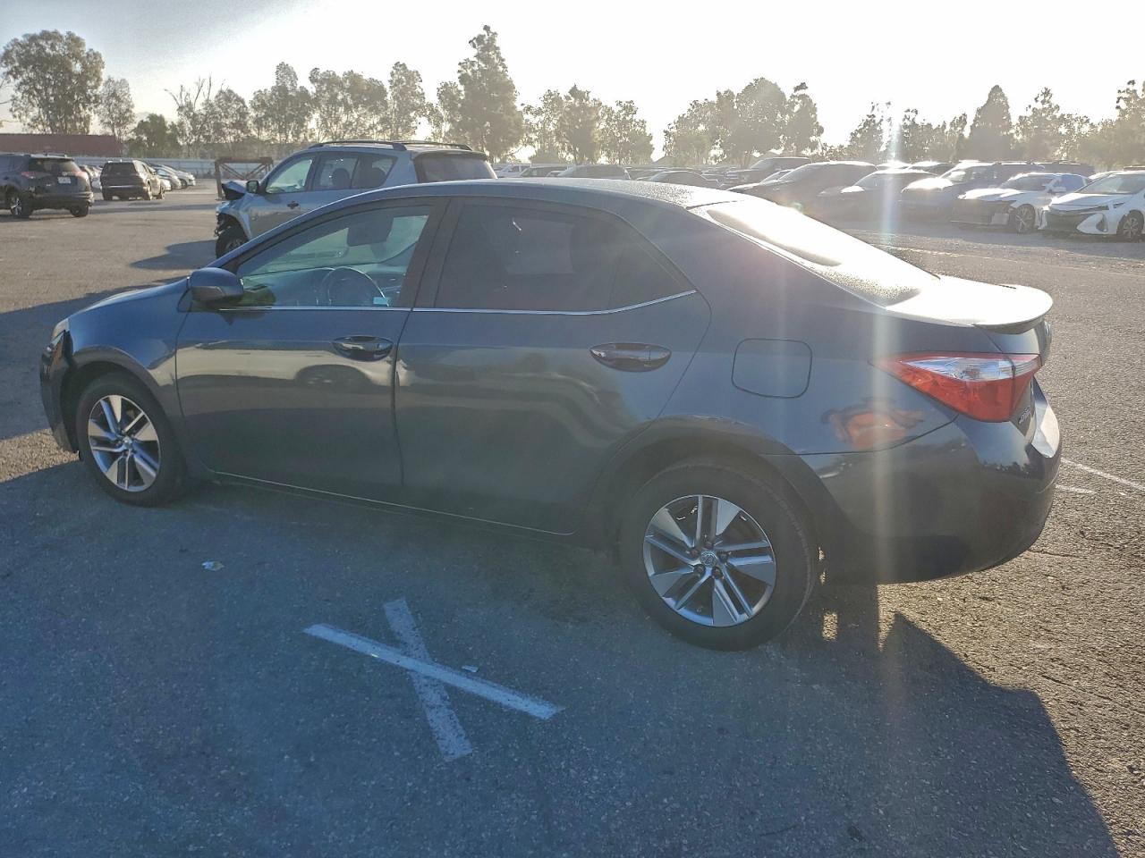 Toyota Corolla Eco Image 10