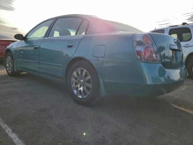 Nissan Altima Base Image 10