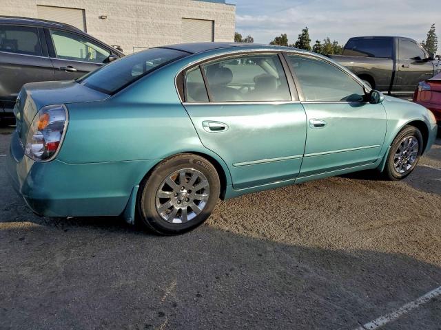 Nissan Altima Base Image 5