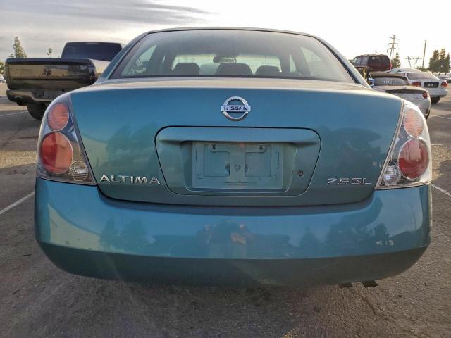 Nissan Altima Base Image 12