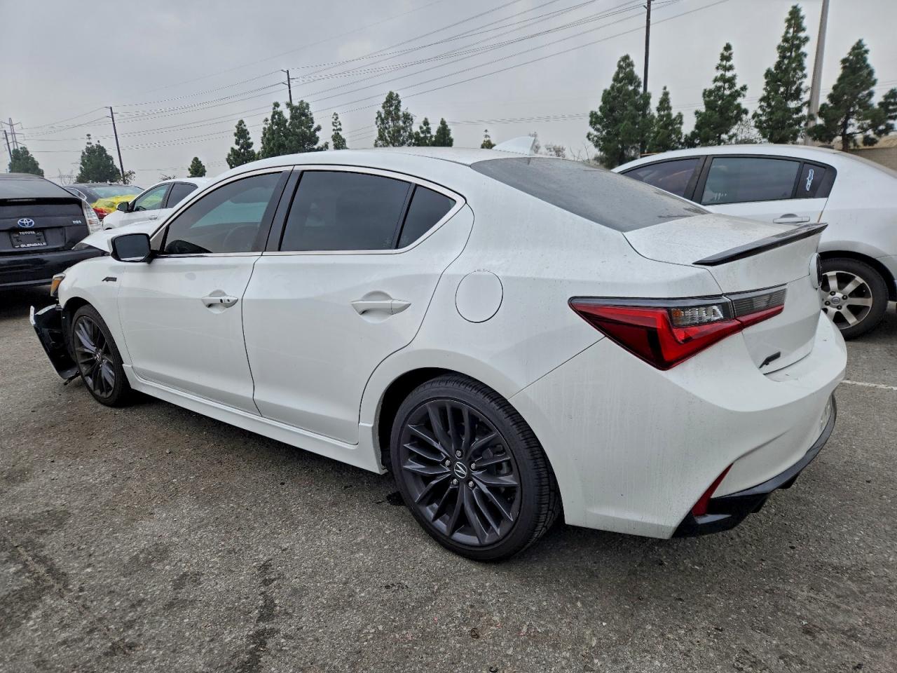 Acura ILX Premium A-spec Image 4