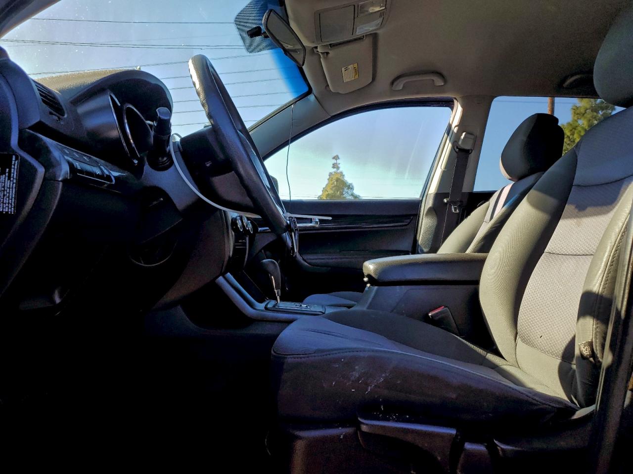 Kia Sorento Lx Image 3