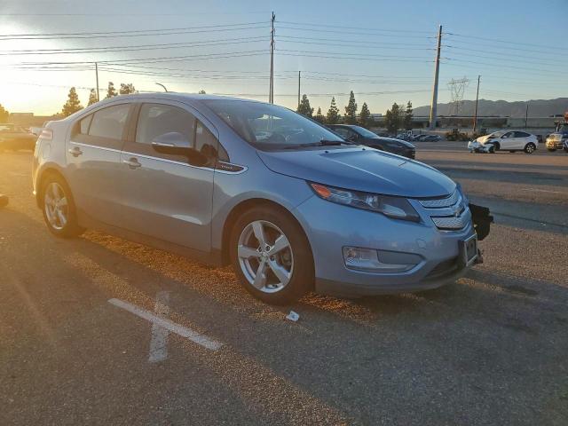 Chevrolet Volt Image 4
