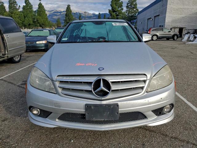 Mercedes-Benz C-Class 300 Image 2