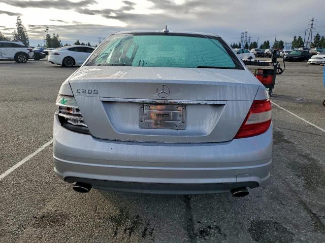 Mercedes-Benz C-Class 300 Image 5