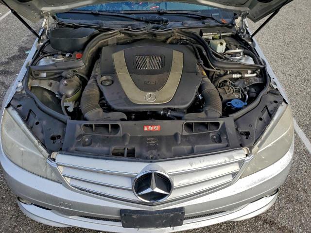 Mercedes-Benz C-Class 300 Image 9