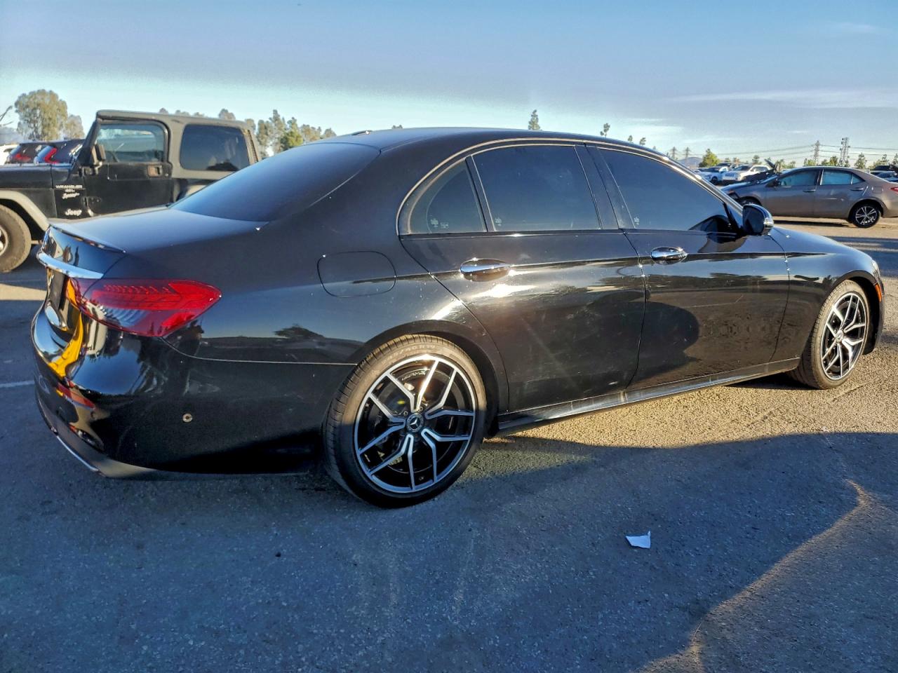 Mercedes-Benz E-Class 350 Image 7