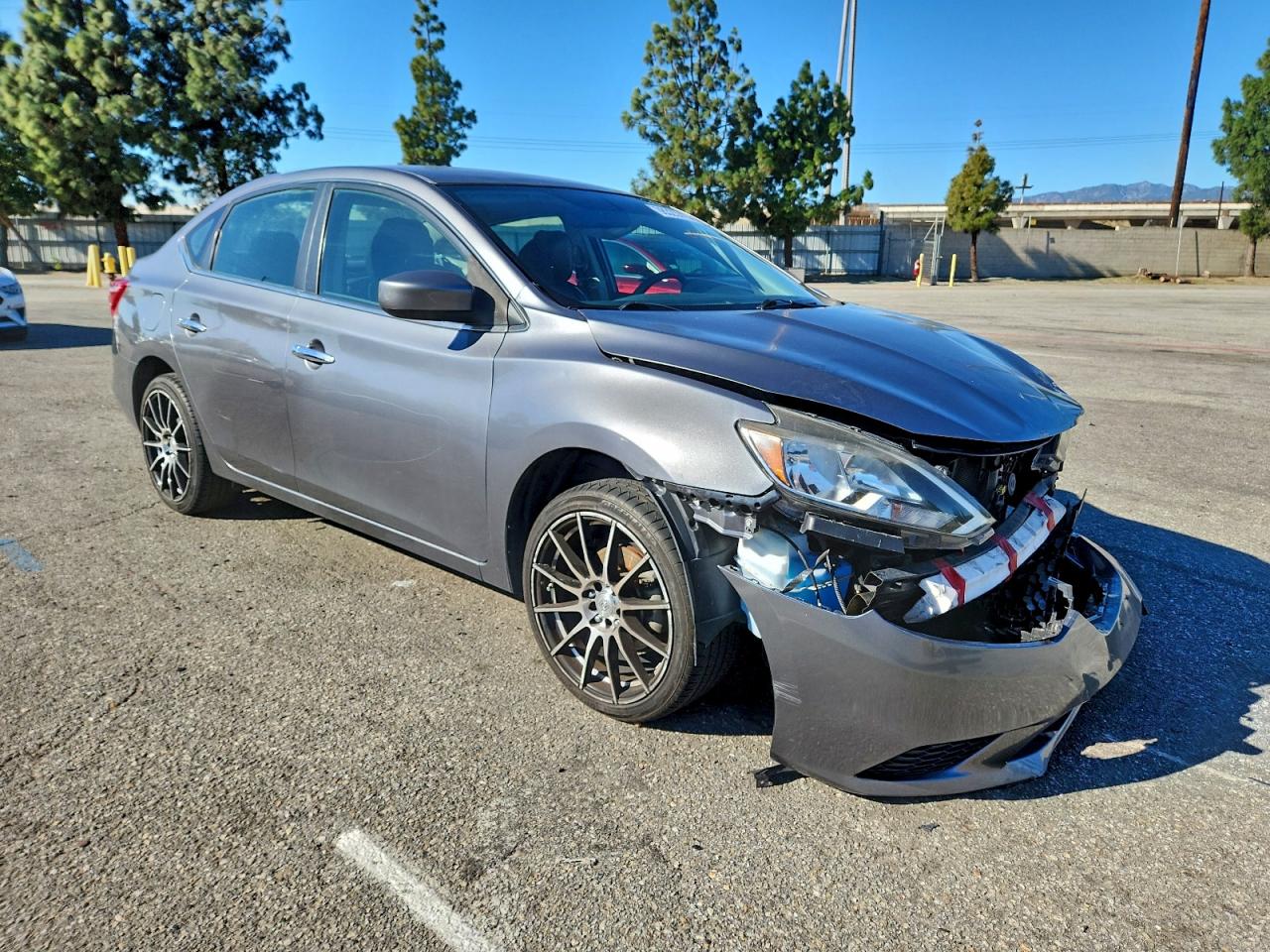 Nissan Sentra S Image 5