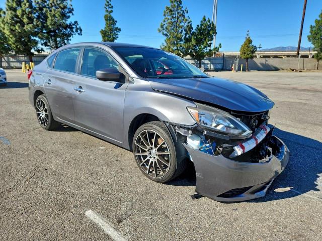 Nissan Sentra S Image 5