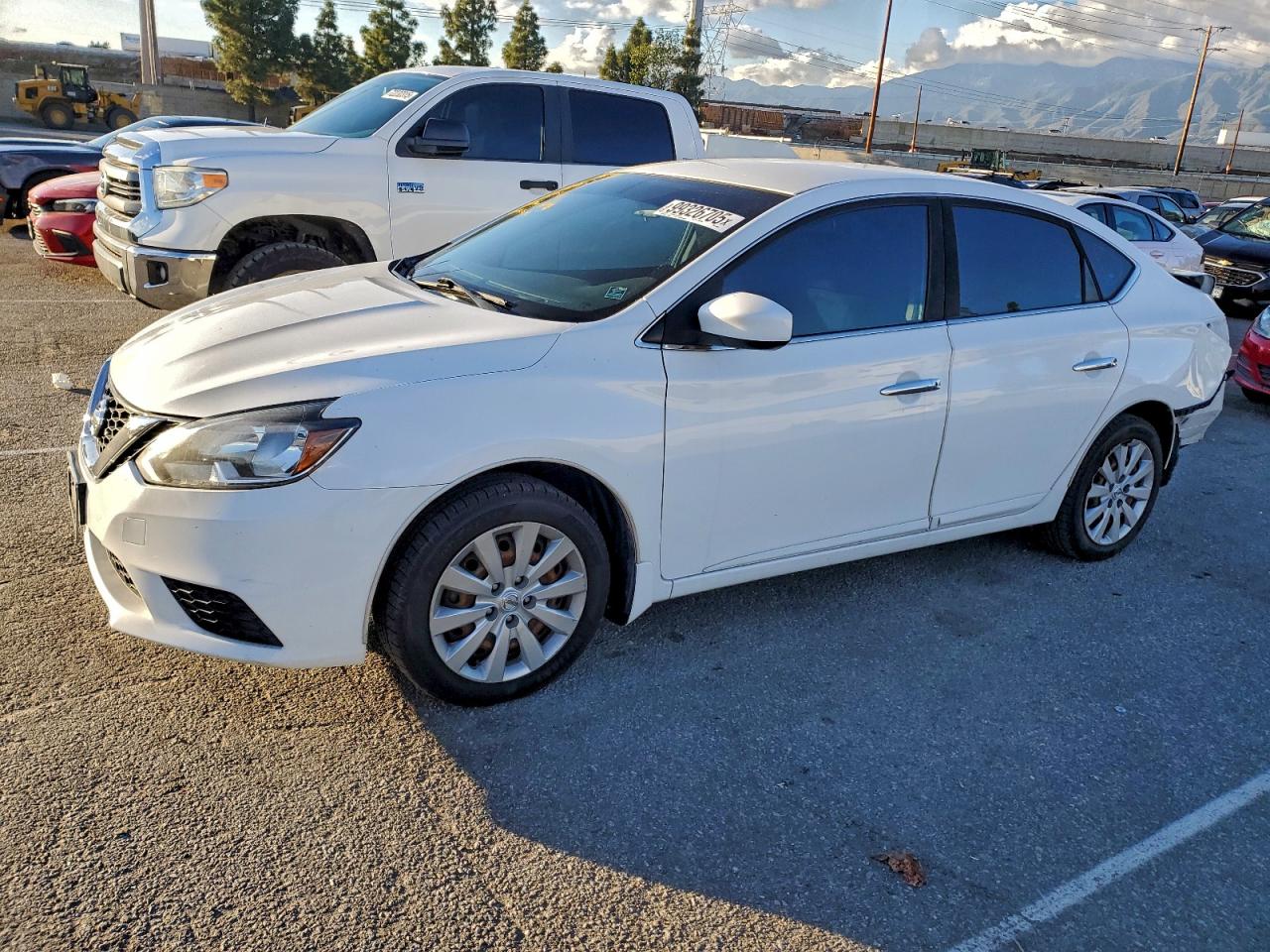 Nissan Sentra S Image 1