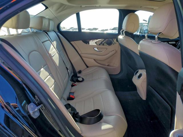 Mercedes-Benz C-Class 300 Image 7