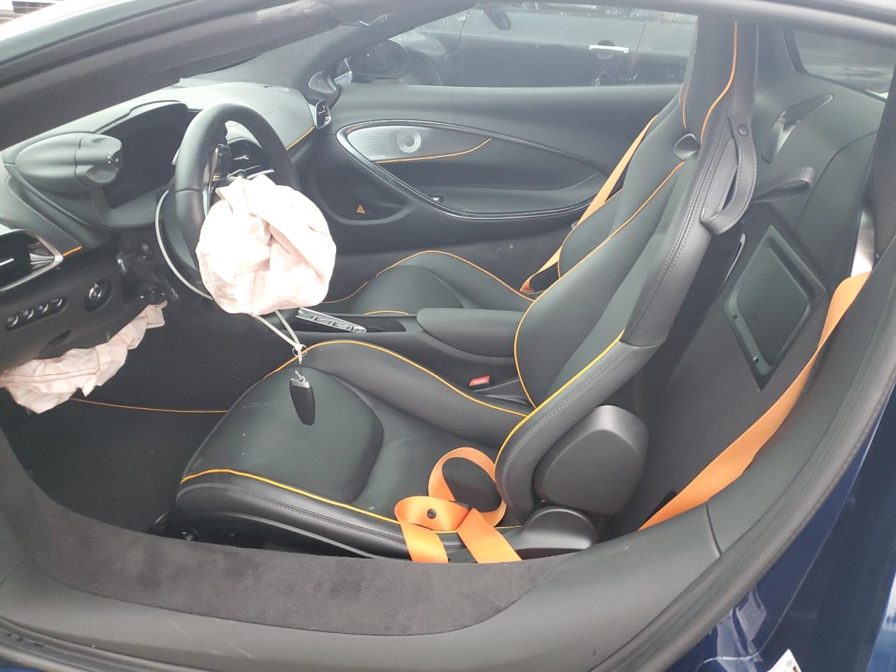 McLaren Artura Image 4