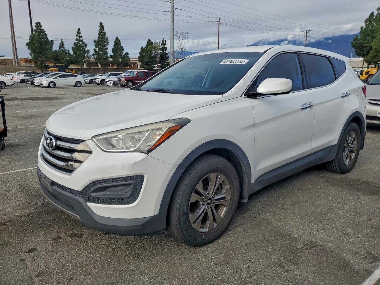 Hyundai SANTA FE Image 1