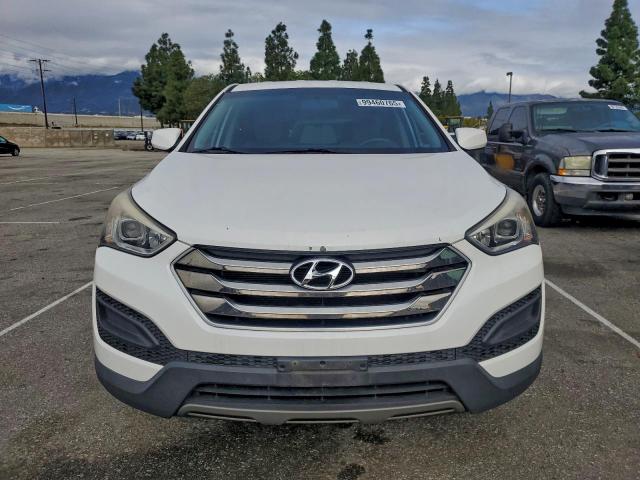Hyundai SANTA FE Image 5