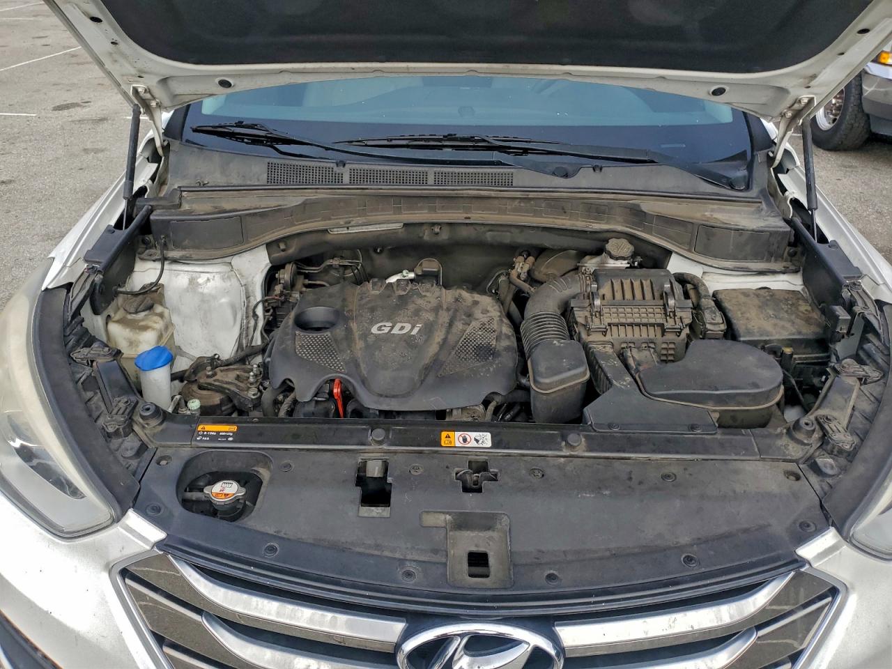 Hyundai SANTA FE Image 12