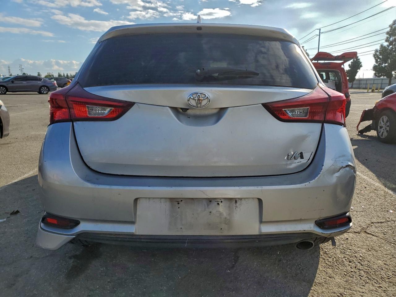 Toyota Corolla Image 5