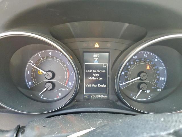 Toyota Corolla Image 8