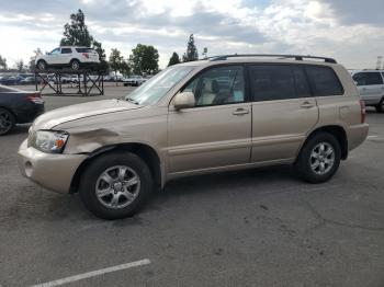  Salvage Toyota Highlander