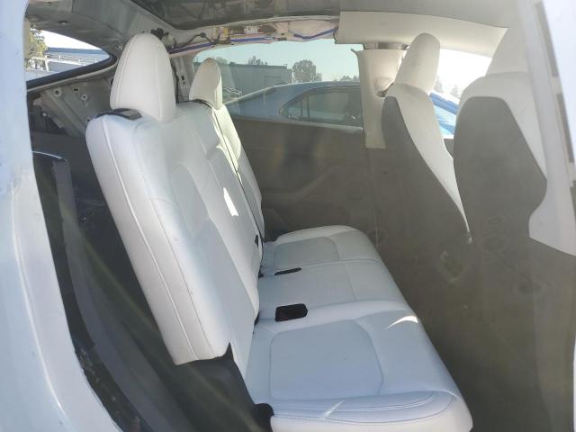 Tesla Model Y Image 11