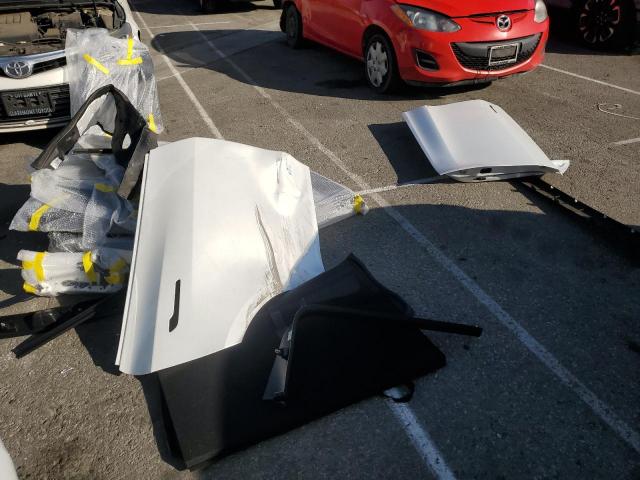 Tesla Model Y Image 10