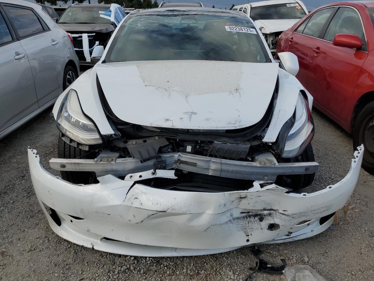 Tesla Model 3 Image 4