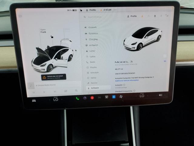 Tesla Model 3 Image 8
