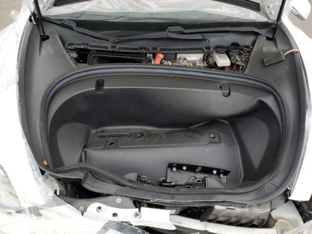 Tesla Model 3 Image 9