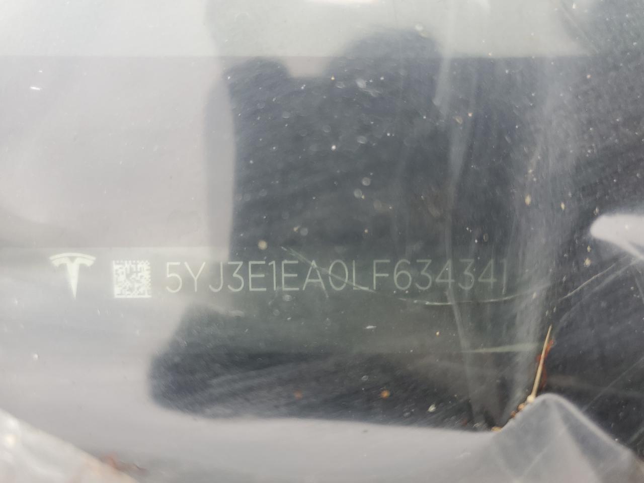 Tesla Model 3 Image 10