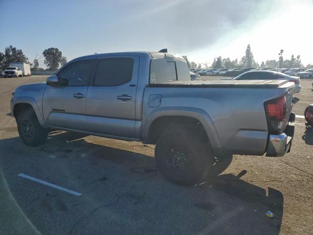 Toyota Tacoma Double Cab Image 2