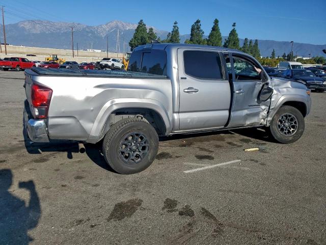 Toyota Tacoma Double Cab Image 4