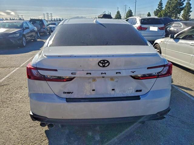 Toyota Camry Xse Image 3