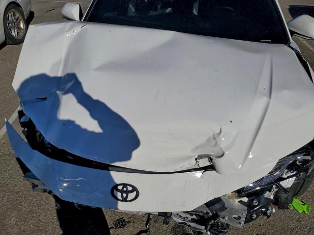 Toyota Camry Xse Image 7