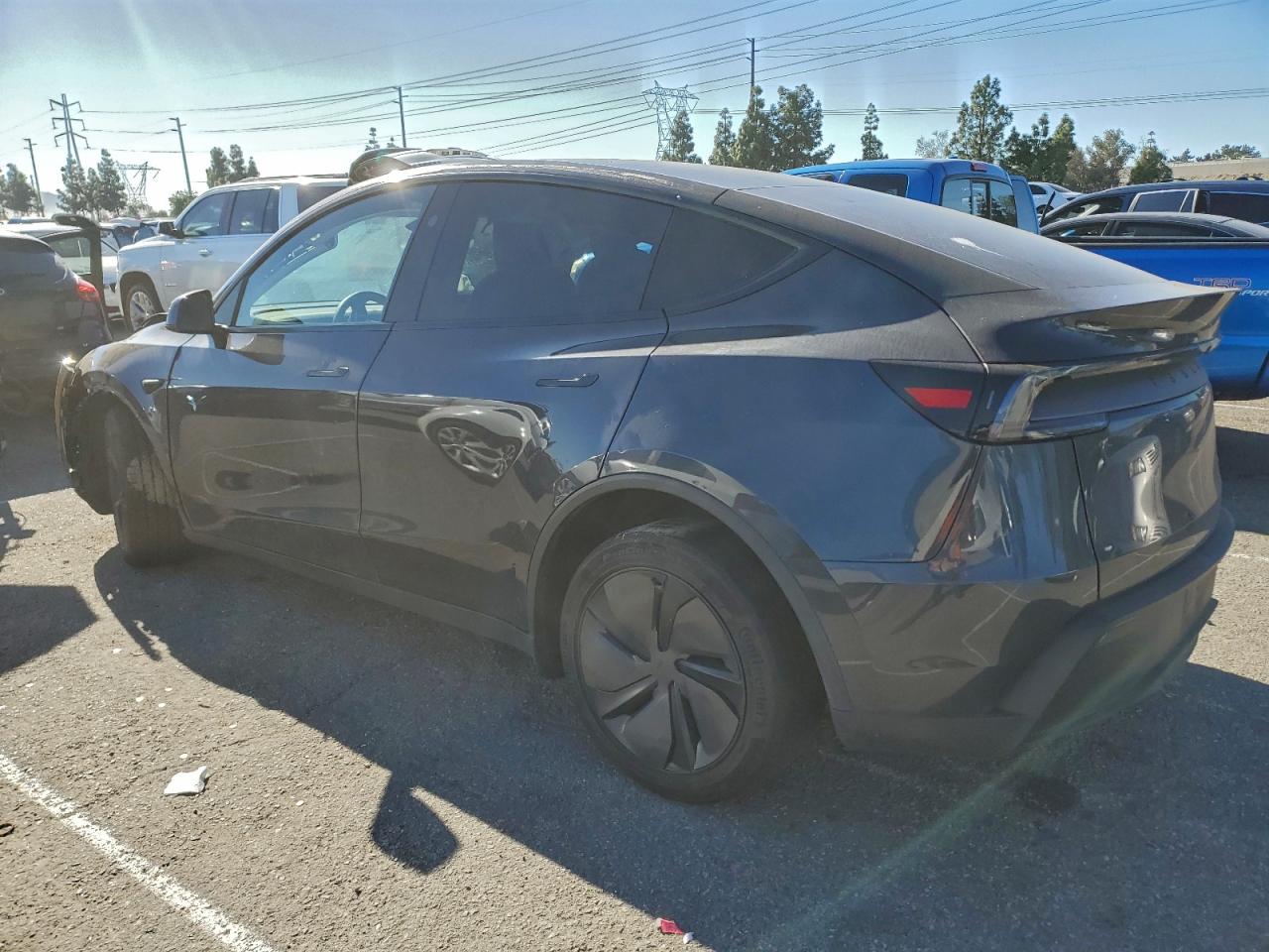Tesla Model Y Image 3