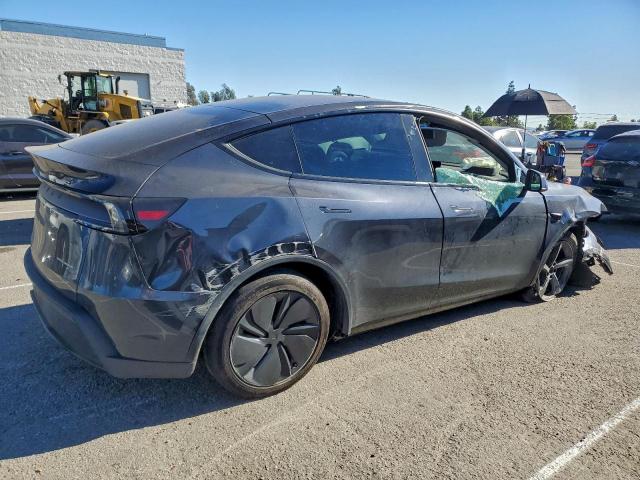Tesla Model Y Image 2