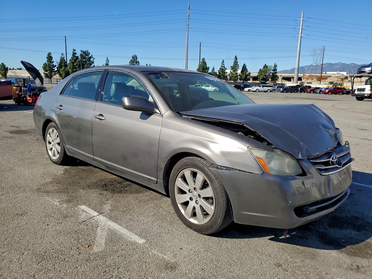 Toyota Avalon Xl Image 2