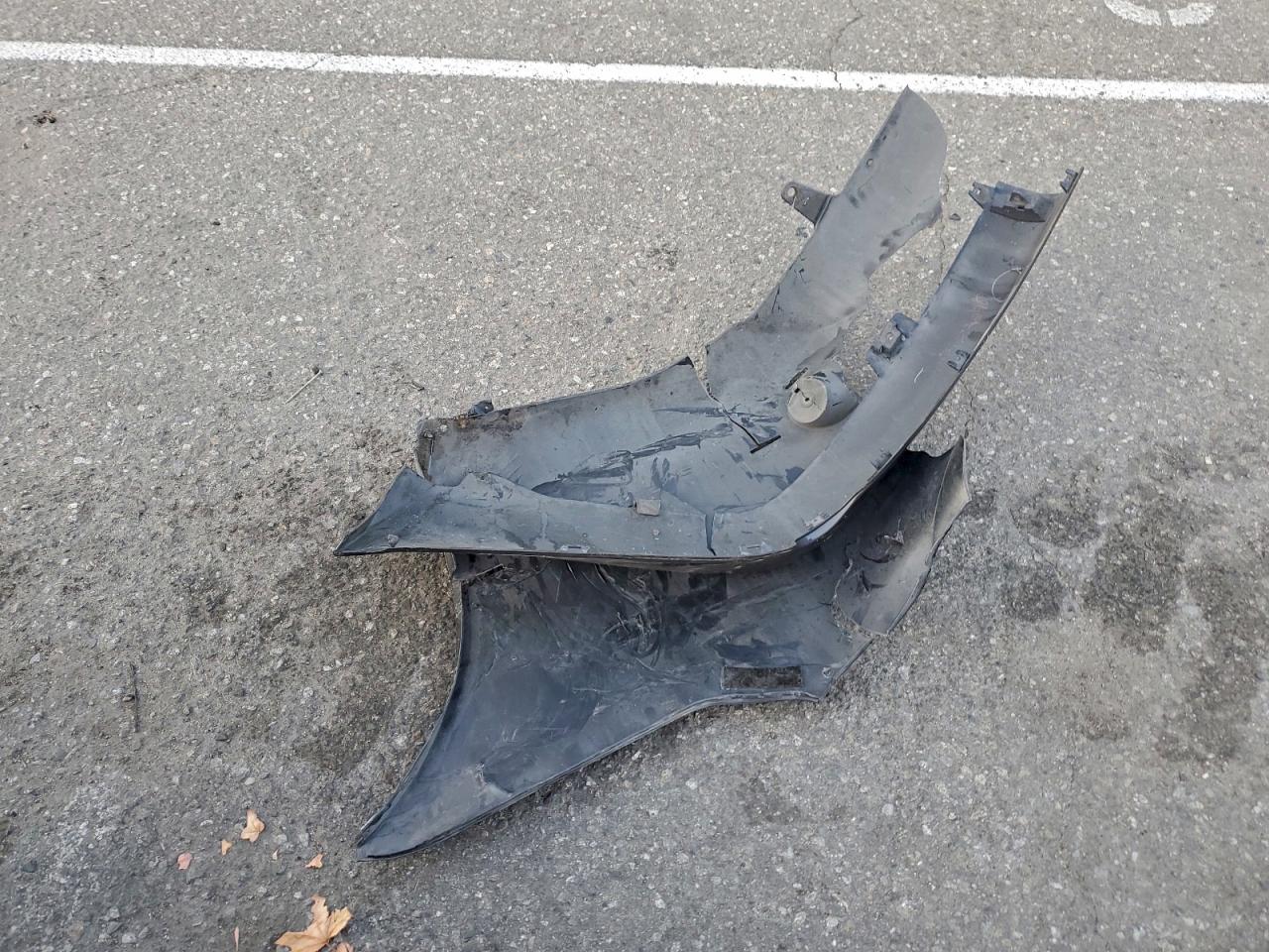 Toyota Corolla Base Image 11