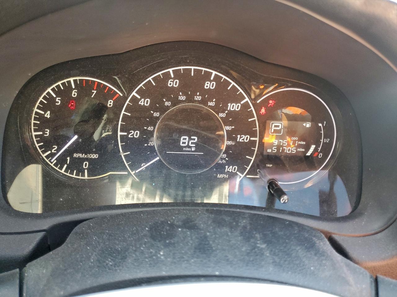 Nissan Versa S Image 9