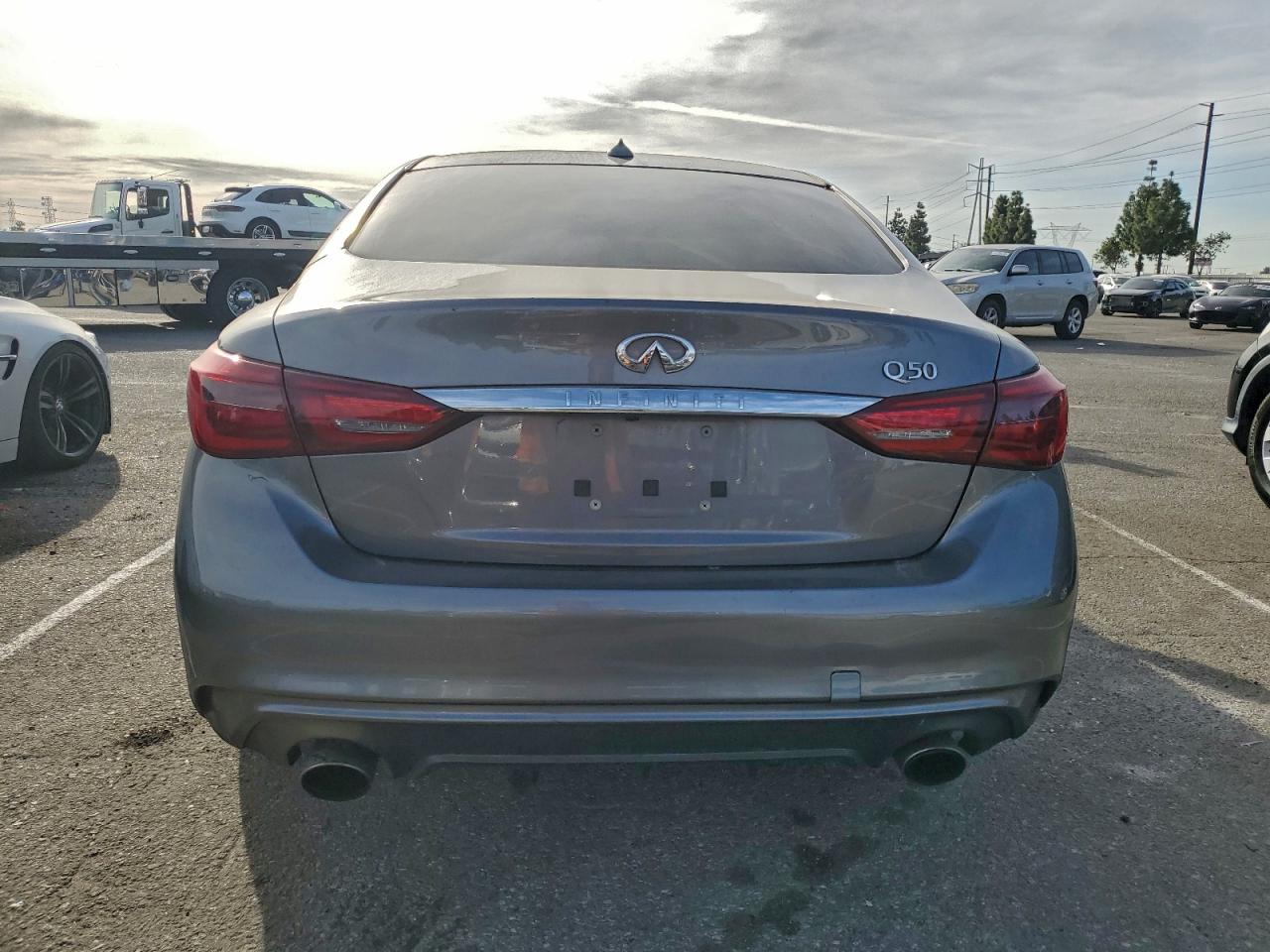 INFINITI Q50 Luxe Image 3