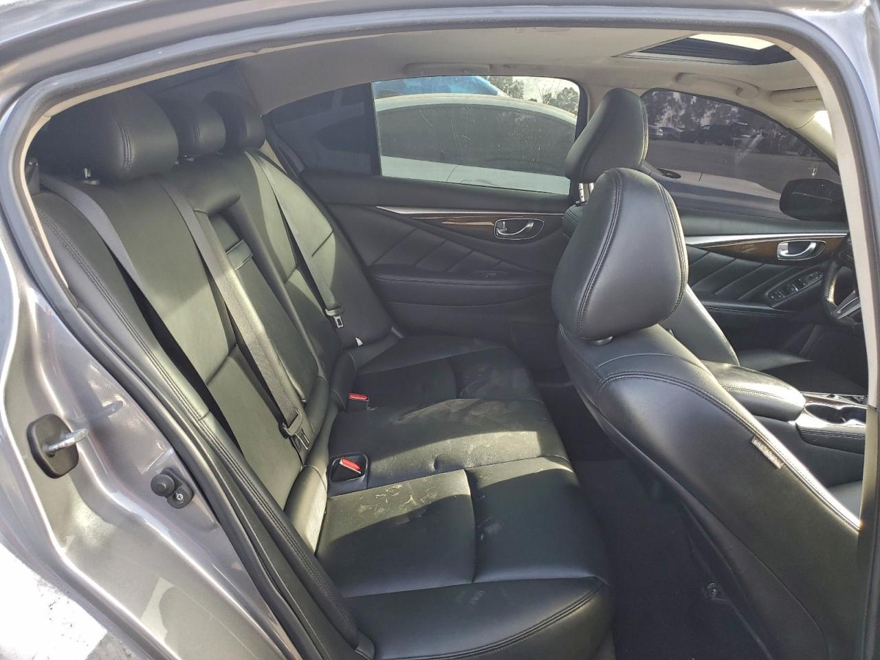 INFINITI Q50 Luxe Image 6