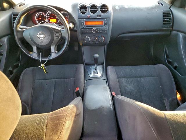 Nissan Altima Base Image 5