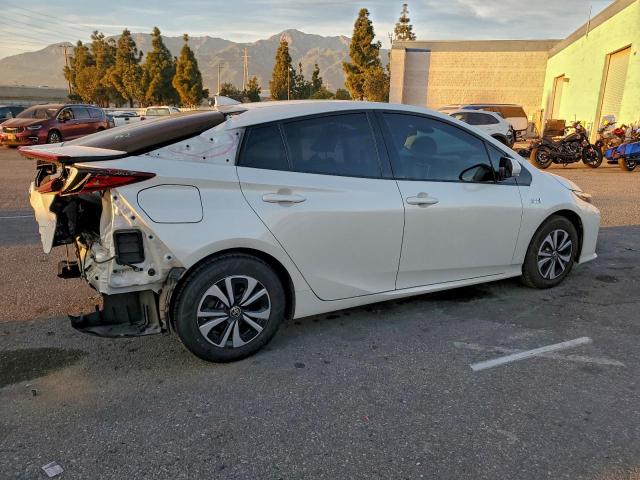 Toyota Prius Image 10