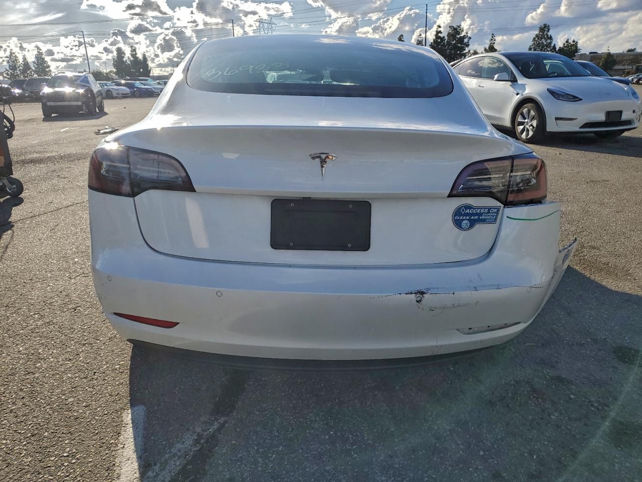 Tesla Model 3 Image 10