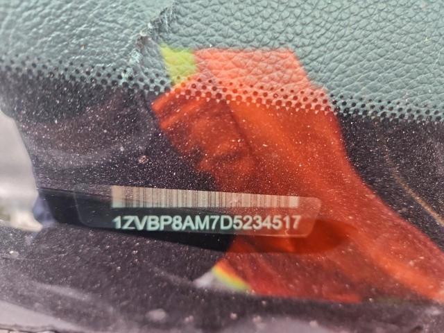 Ford Mustang Image 12