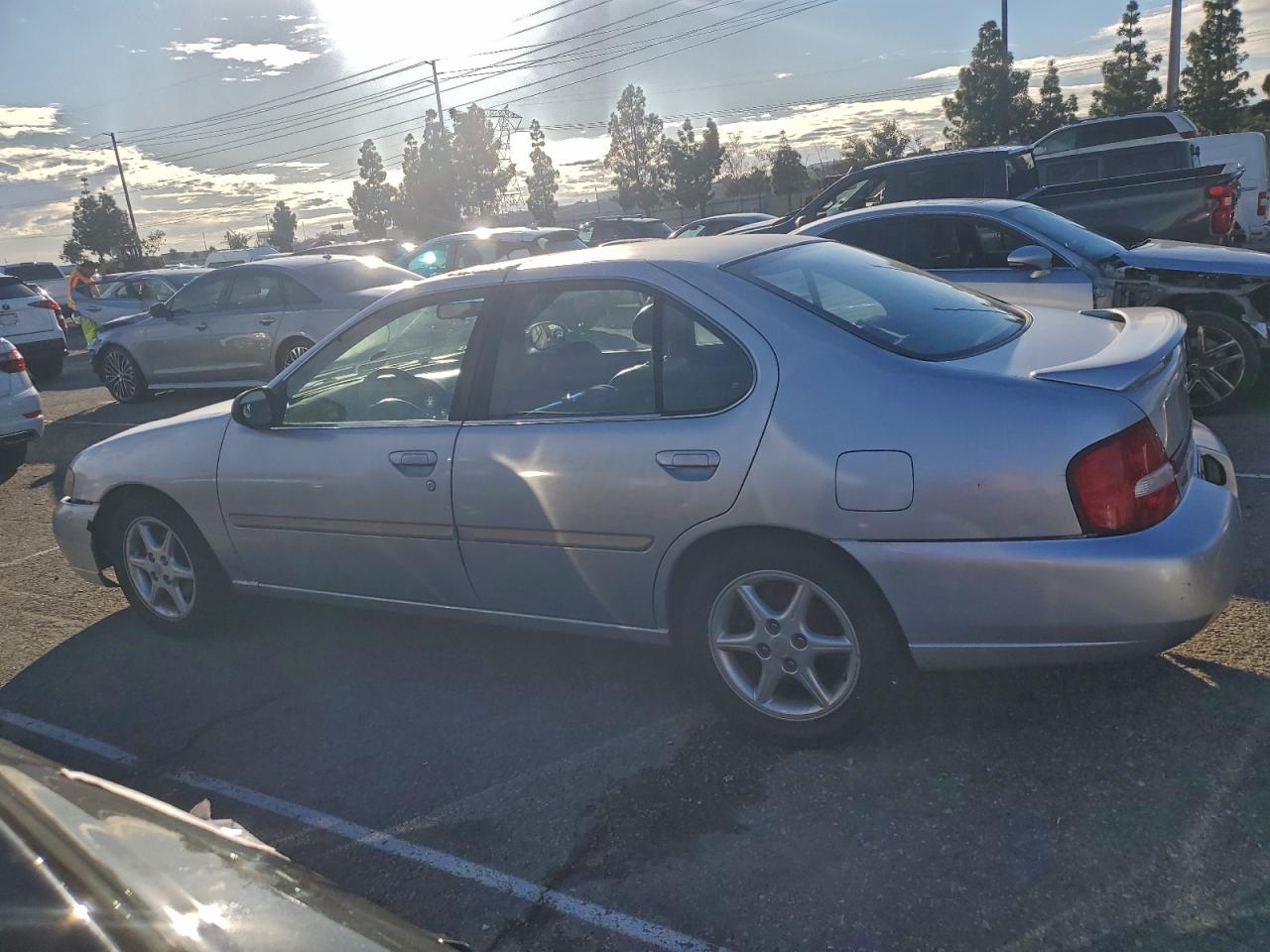 Nissan Altima Xe Image 3