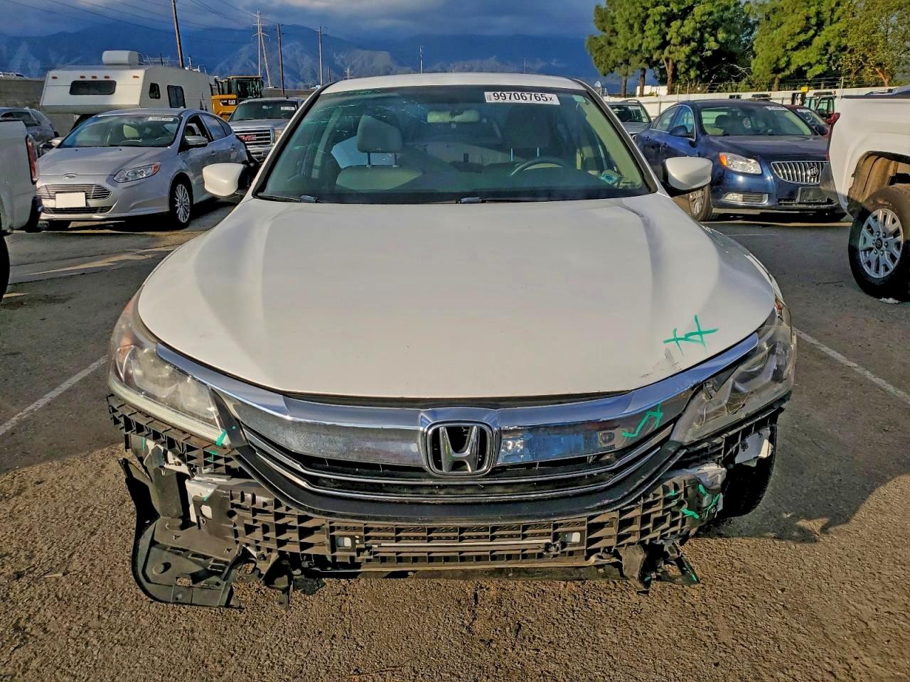 Honda Accord Lx Image 6