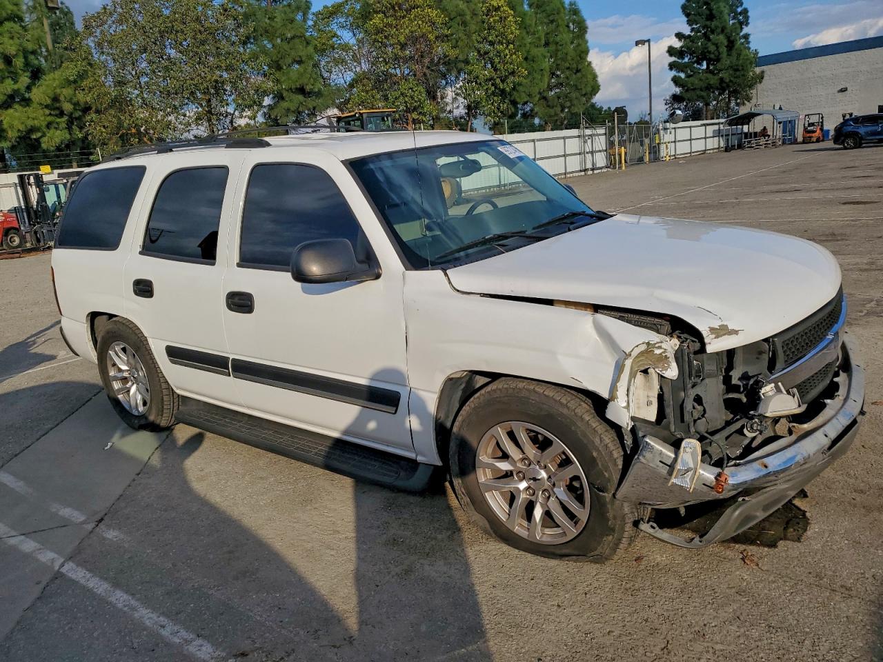 Chevrolet Tahoe C1500 Image 2