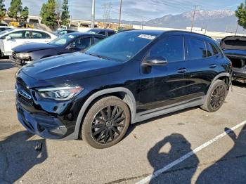  Salvage Mercedes-Benz GLA