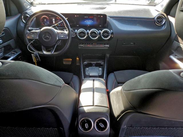 Mercedes-Benz GLA 250 Image 6