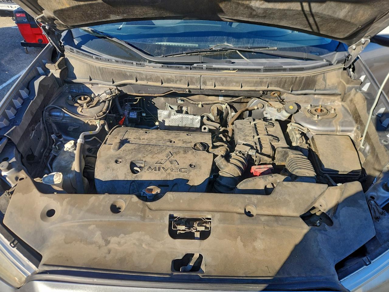 Mitsubishi Outlander Es Image 11