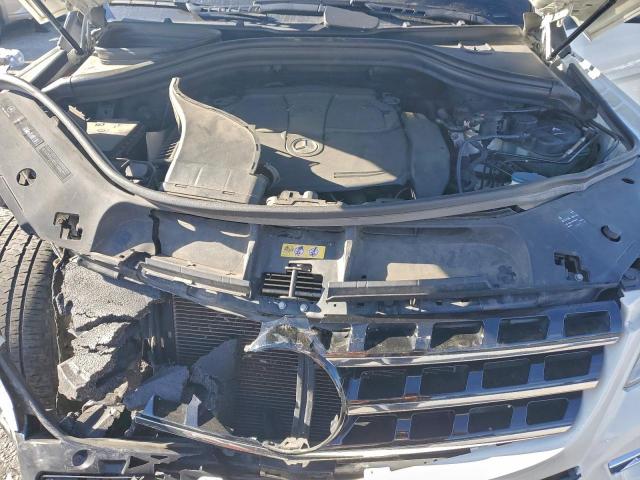 Mercedes-Benz M-Class 350 4matic Image 10